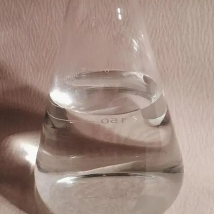 Промишлен клас разтворител течен CAS 110-82-7 циклохексан 99,9% за гума